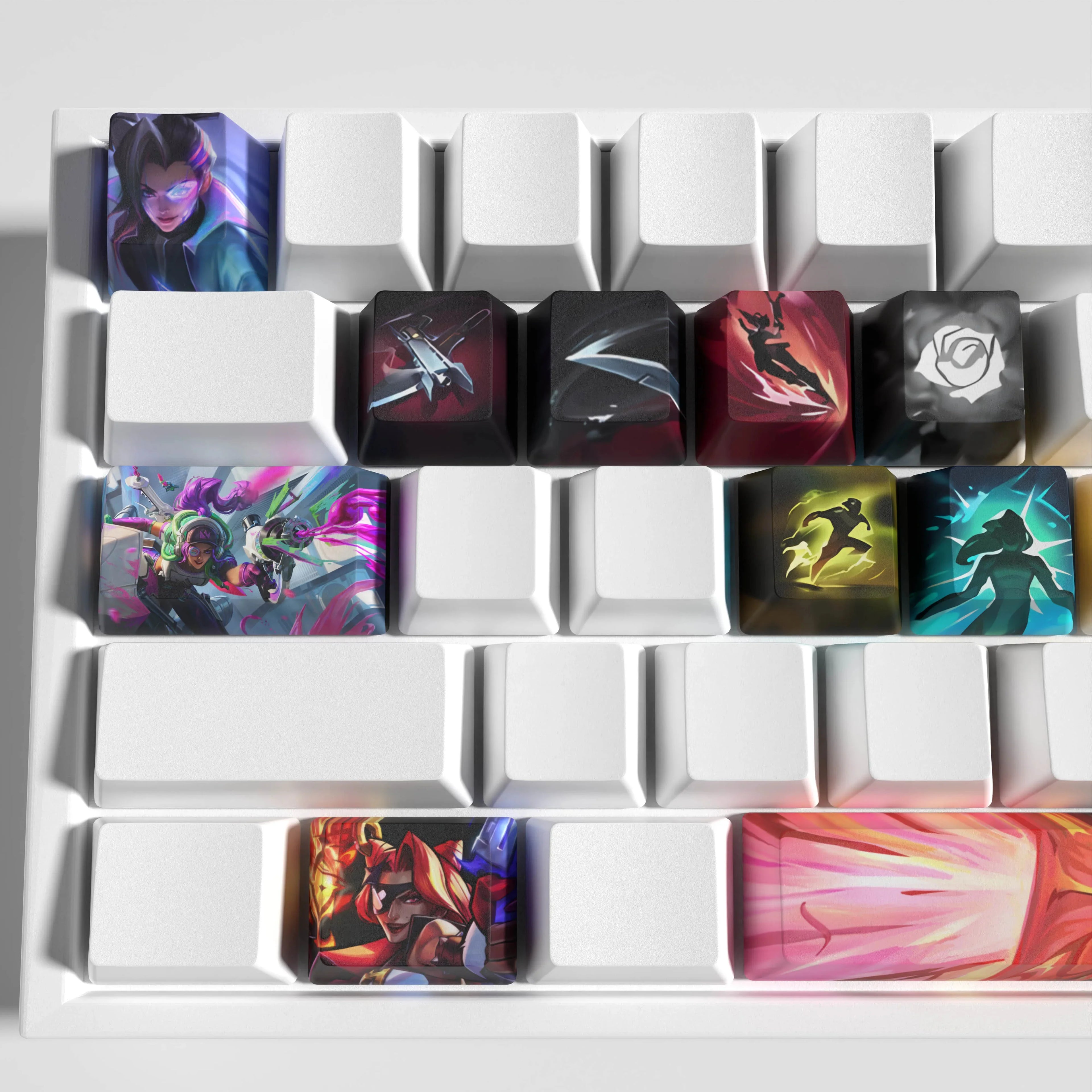 SPECIAL EDITION LEAGUE OF LEGENDS SAMIRA 12 KEYCAPS