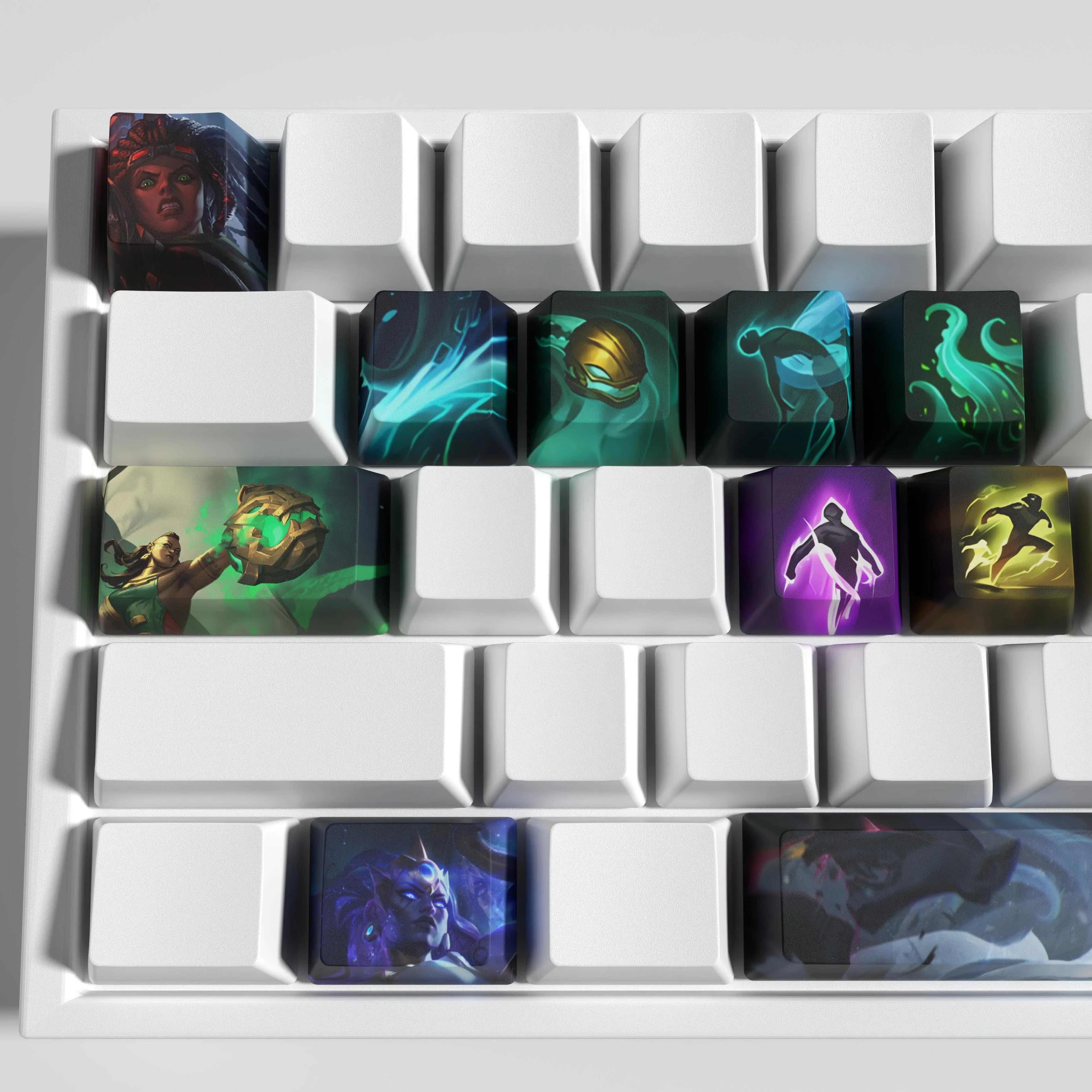 SPECIAL EDITION LEAGUE OF LEGENDS ILLAOI 12 KEYCAPS