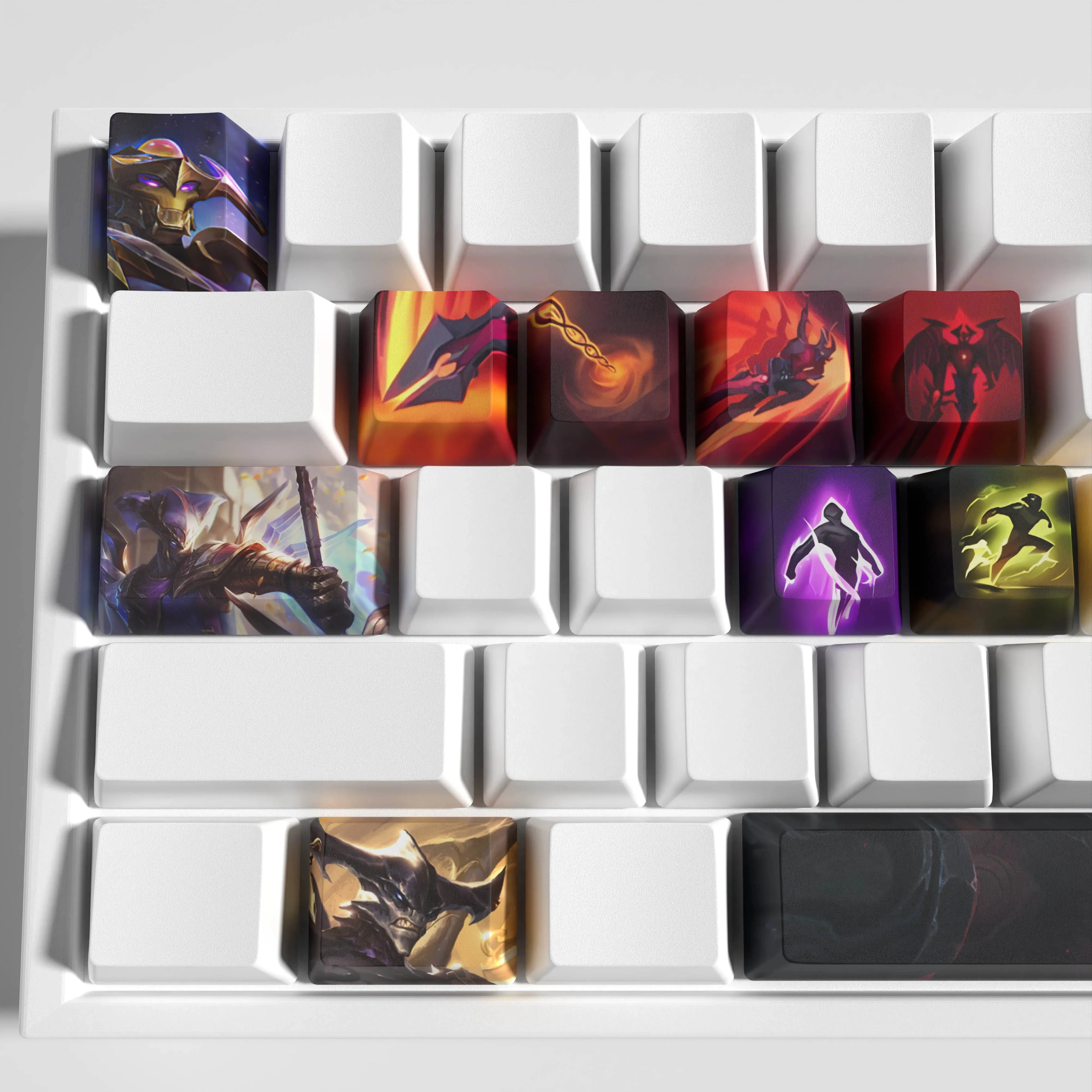 SPECIAL EDITION LEAGUE OF LEGENDS AATROX 12 KEYCAPS