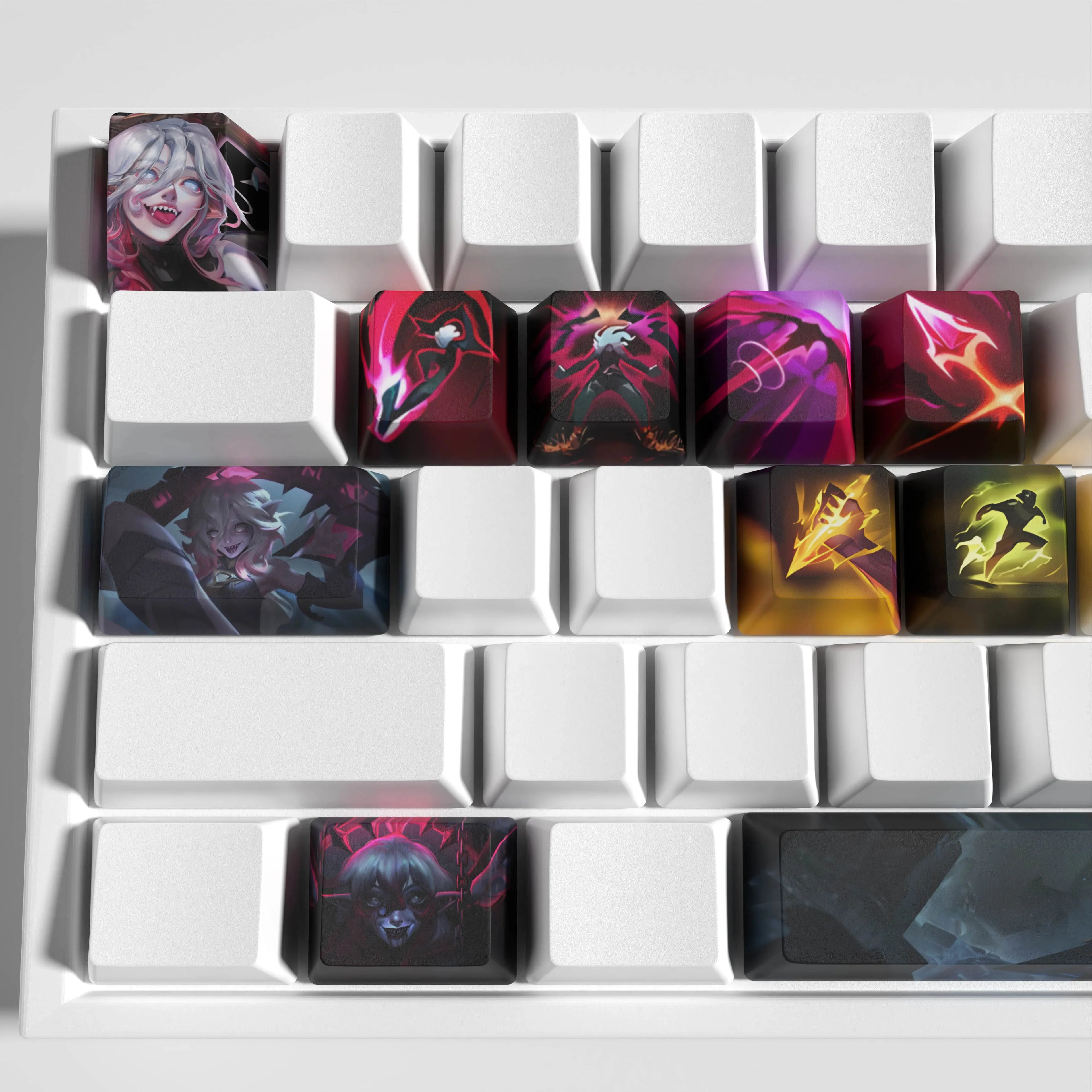 SPECIAL EDITION LEAGUE OF LEGENDS BRIAR 12 KEYCAPS